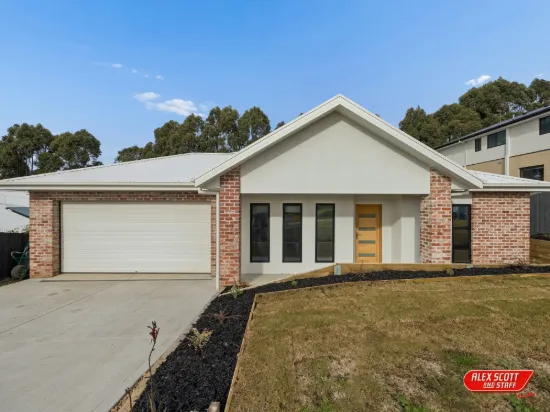 104 Isabella Boulevard, Korumburra, Vic 3950