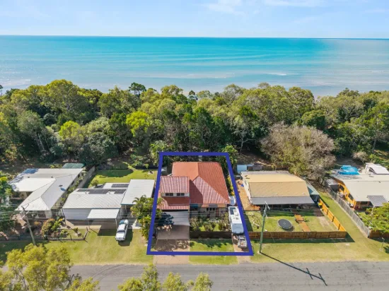 104 Kingfisher Parade, Toogoom, Qld 4655