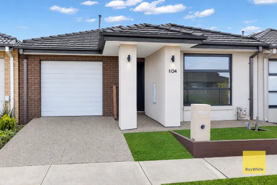 104 Medallion Boulevard, Tarneit, Vic 3029 - For Rent