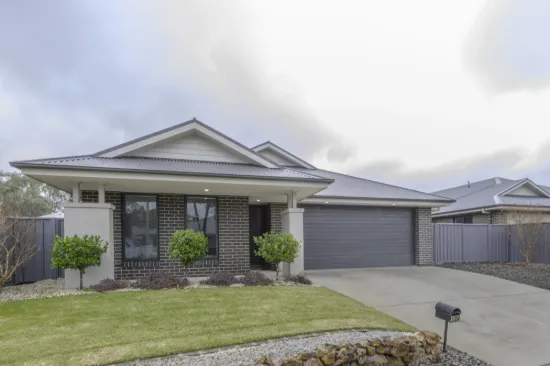 104  Nottingham Road, Thurgoona, NSW 2640