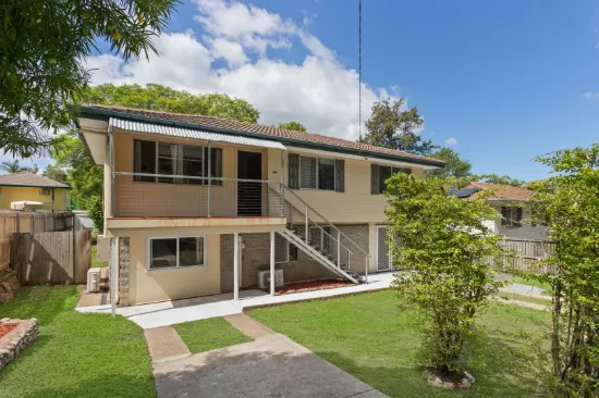 104 Old Ipswich Road, Riverview, Qld 4303