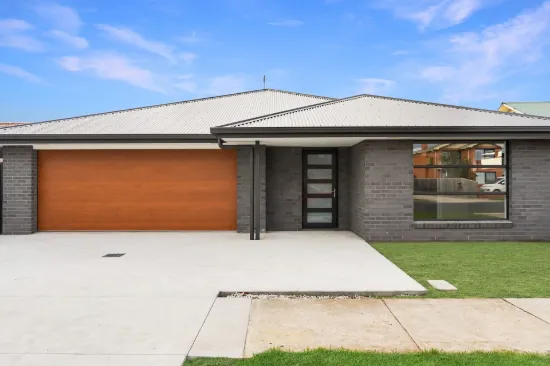 104 Oldaker Street, Devonport, Tas 7310