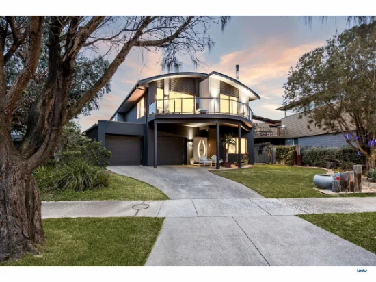 104 Sands Boulevard, Torquay, Vic 3228