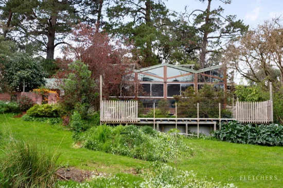 105 Kangaroo Ground Warrandyte Road, North Warrandyte, Vic 3113