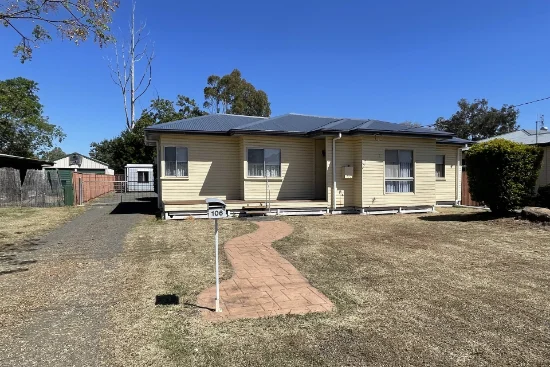 106  Bunya Street, Dalby, Qld 4405