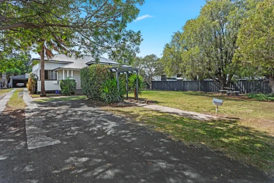 106 Kent Street, Oakey, Qld 4401