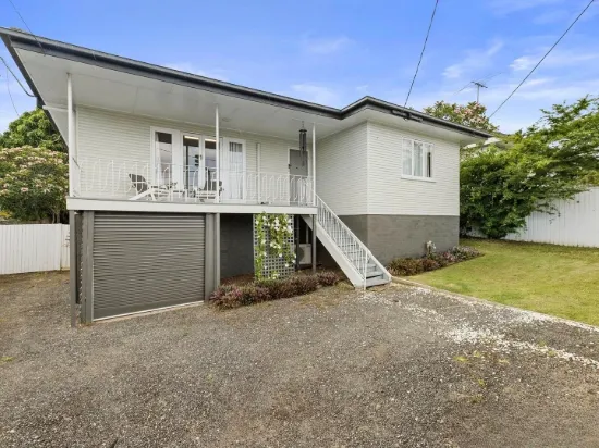 106 Marshall Road, Holland Park West QLD 4121-Image