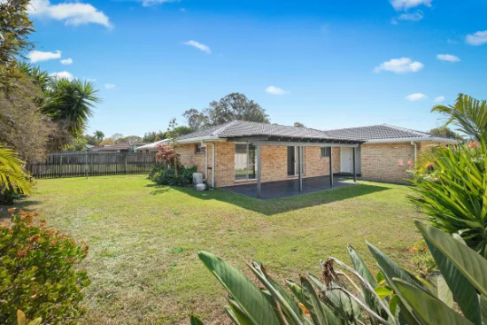 107 Bridgnorth Street, Carindale, Qld 4152 - For Sale