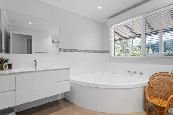 107 Mountain View Road, Mount Eliza, Vic 3930-Image