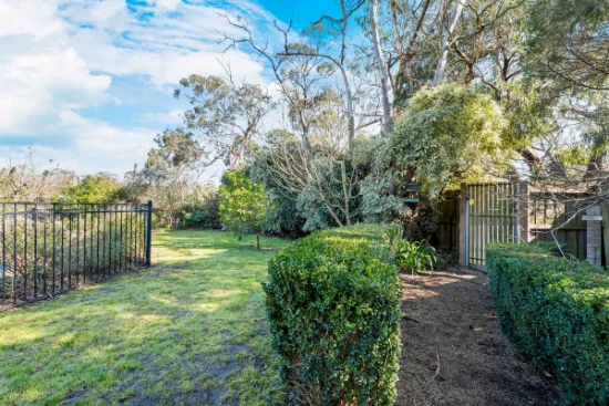 107 Mountain View Road, Mount Eliza, Vic 3930-Image