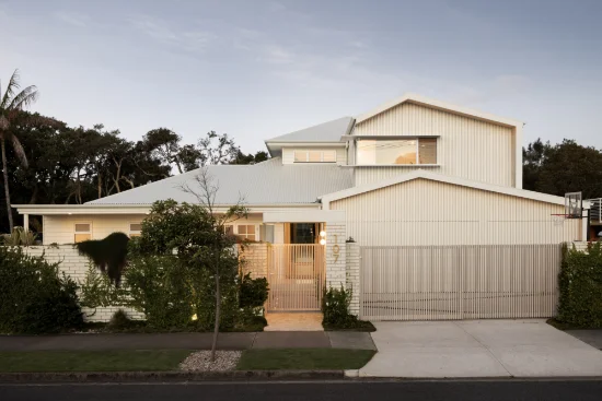 107 Oceanic Drive, Warana, Qld 4575