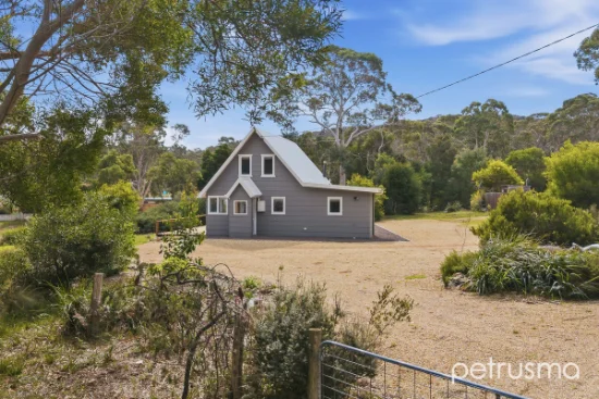 108 Apex Point Road, White Beach, Tas 7184