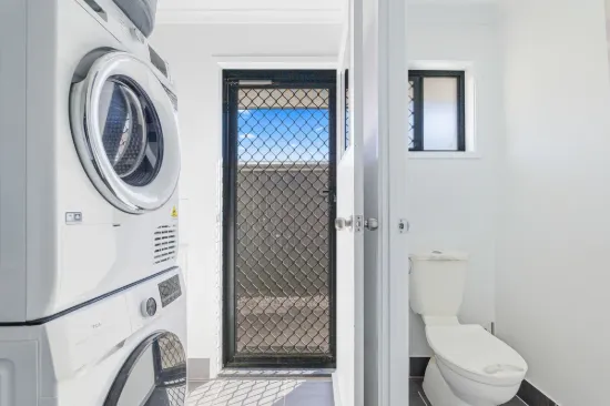 108 Bradman Way, Urangan, Qld 4655-Image