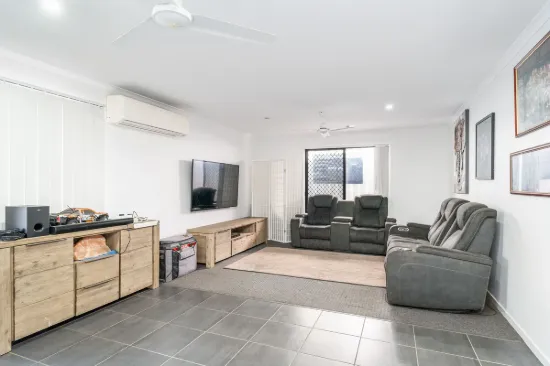 108 Bradman Way, Urangan, Qld 4655-Image