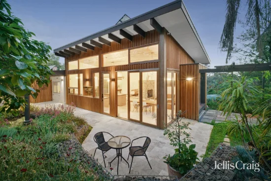 109-111 Ryans Road, Eltham North, Vic 3095