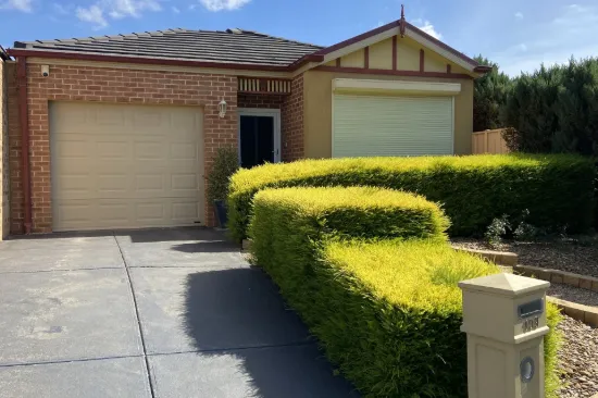 109 Westlake Drive, Melton West, Vic 3337