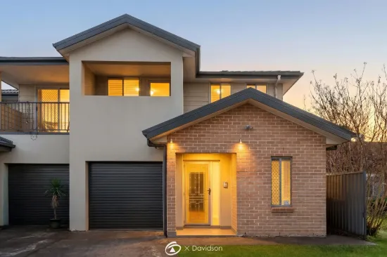 10b Saddle Row, Holsworthy, NSW 2173