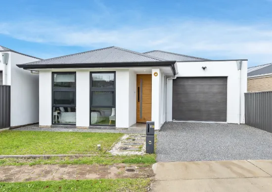 10B Sunderland Avenue, Parafield Gardens, SA 5107