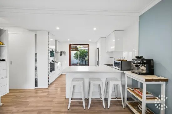 10C Halkin Place, Hamilton Hill, WA 6163