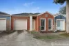11/17 Crestmont Drive, Melton South, Vic 3338
