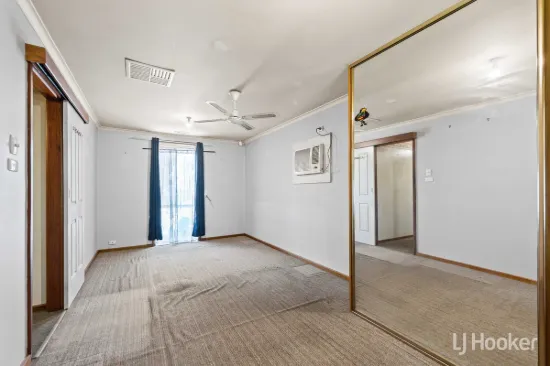 11 Adaluna Crescent, Smithfield, SA 5114-Image