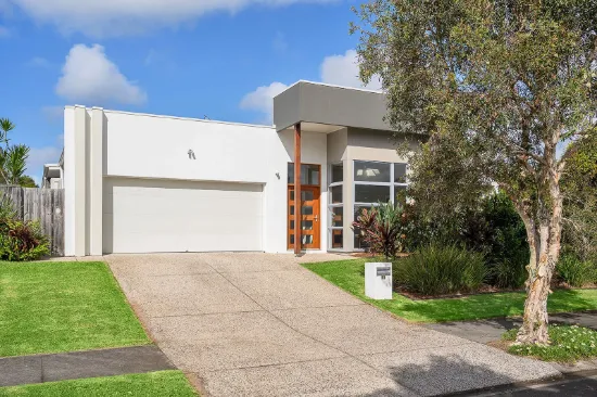 11 Agnes Place, Bli Bli, Qld 4560