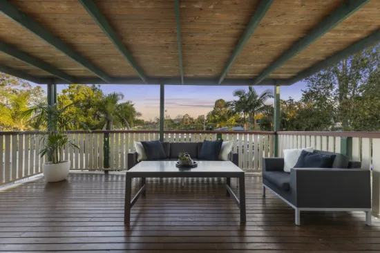 11 Allara Crescent, Ferny Hills, Qld 4055