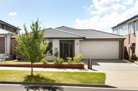 11 Arapiles Road, Donnybrook, Vic 3064