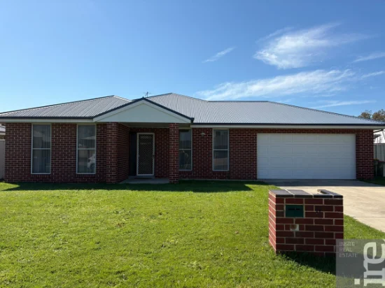 11 Arlington Park Avenue, Wangaratta, Vic 3677 - For Rent