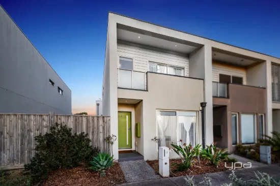 11 Armstrong Walk, Fraser Rise, Vic 3336