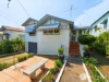11 Arnold Street, Holland Park, Qld 4121