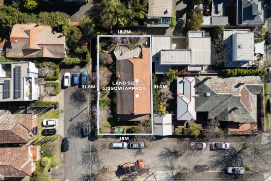 11 Ashe Grove, Toorak, Vic 3142