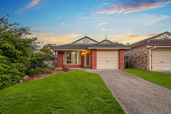 11 Bannister Place, Forest Lake, Qld 4078