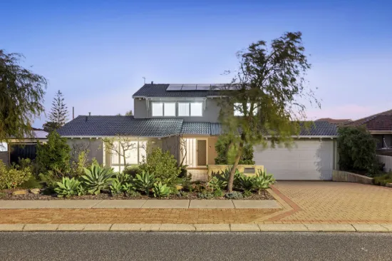 11 Biscay Road, Sorrento, WA 6020