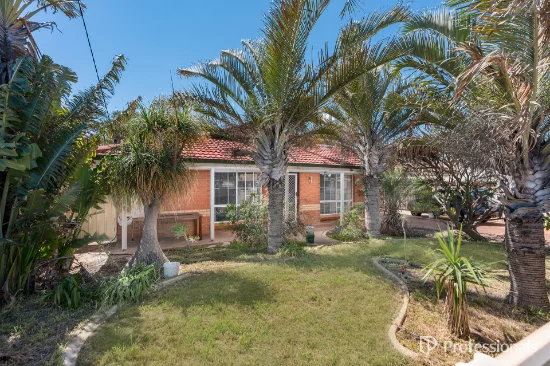 11 Boaz Street, Karloo, WA 6530