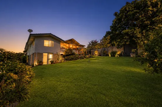 11 Bogunda Street, The Gap, Qld 4061