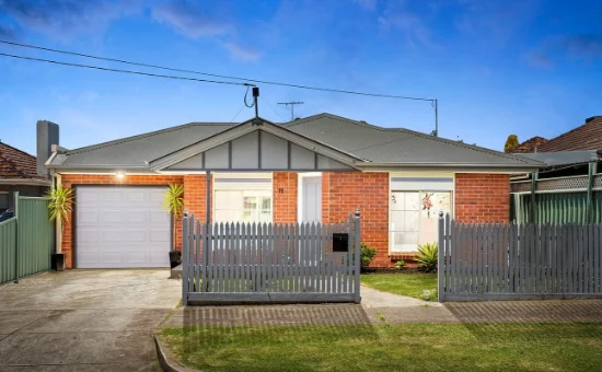 11 Bond Street, Hadfield, Vic 3046 - For Rent