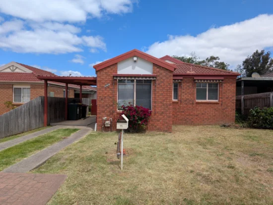 11 Brecon Nook, Craigieburn, Vic 3064 - For Rent