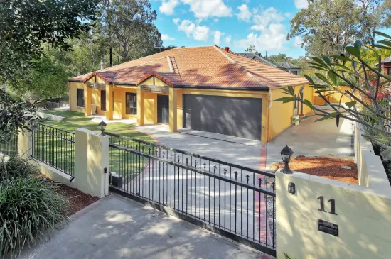 11 Brighton Parade, Forest Lake, Qld 4078