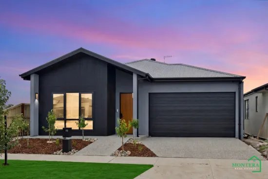 11 Bronzewing Road, Mickleham, Vic 3064