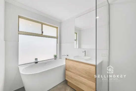 11 BROOKSIDE SQUARE, Canning Vale, WA 6155-Image