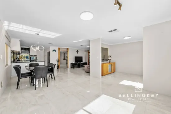 11 BROOKSIDE SQUARE, Canning Vale, WA 6155-Image