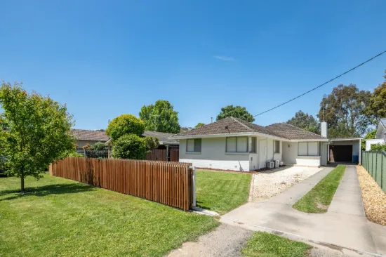 11 Brown Street, Leongatha, Vic 3953
