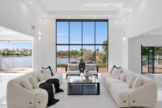 11 Cabana Boulevard, Benowa Waters, Qld 4217