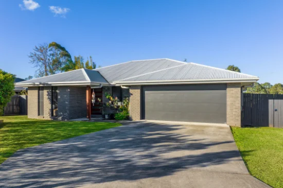 11 Cambridge Circuit, Southside, Qld 4570