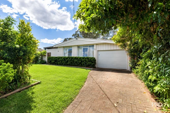 11 Campton Avenue, Cambridge Park, NSW 2747