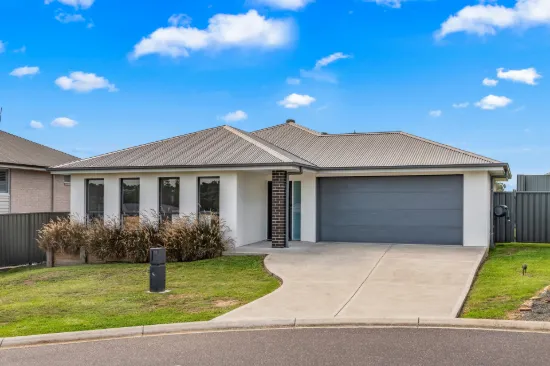 11 Canter Close, Rutherford, NSW 2320