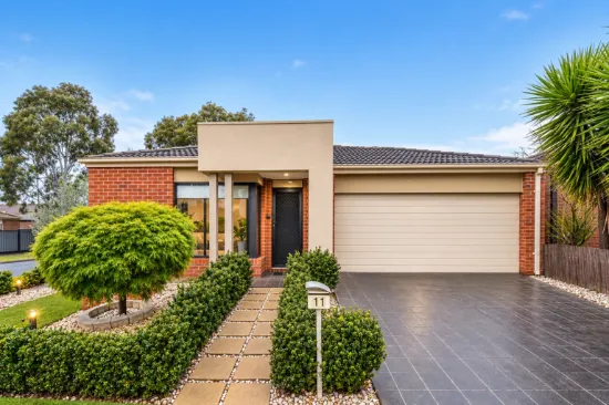 11 Cassinias Grove, Mernda VIC 3754-Image