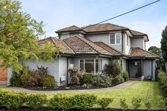 11 Castella Street, Ivanhoe East, Vic 3079