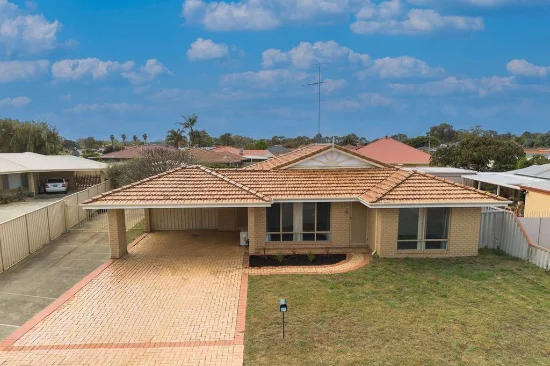 11 Castleward Place, Erskine, WA 6210